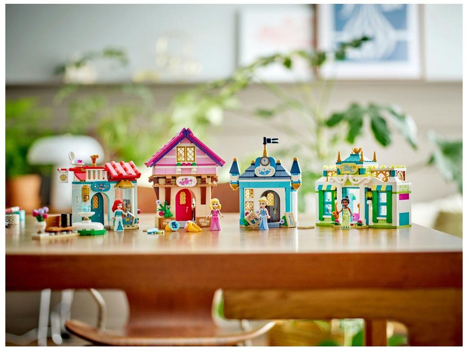 LEGO Aventura das Princesas da Disney no Mercado - 5