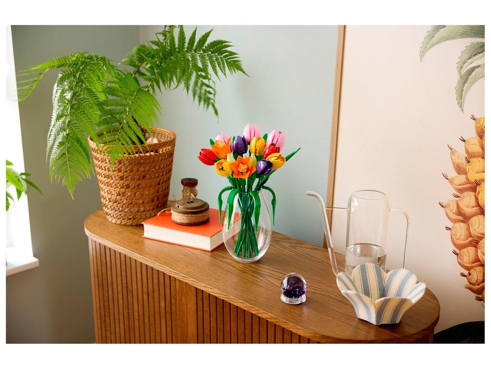 LEGO Botanicals Buquê de Tulipas 11501 576 Peças - 1