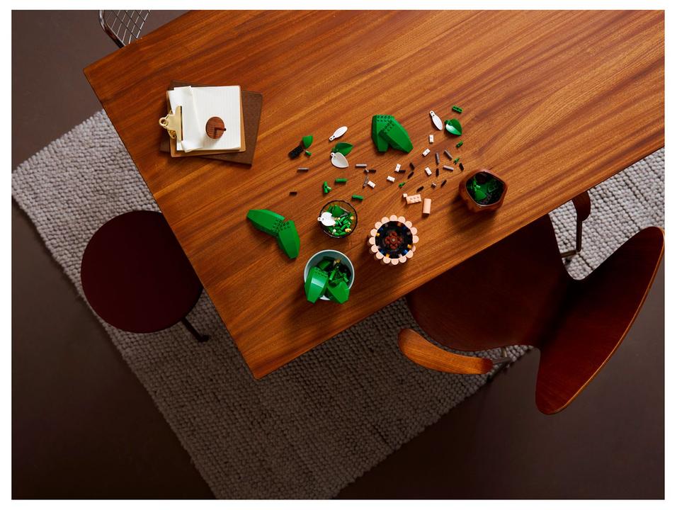 LEGO Botanicals Lírio-da-paz 11504 474 Peças - 2