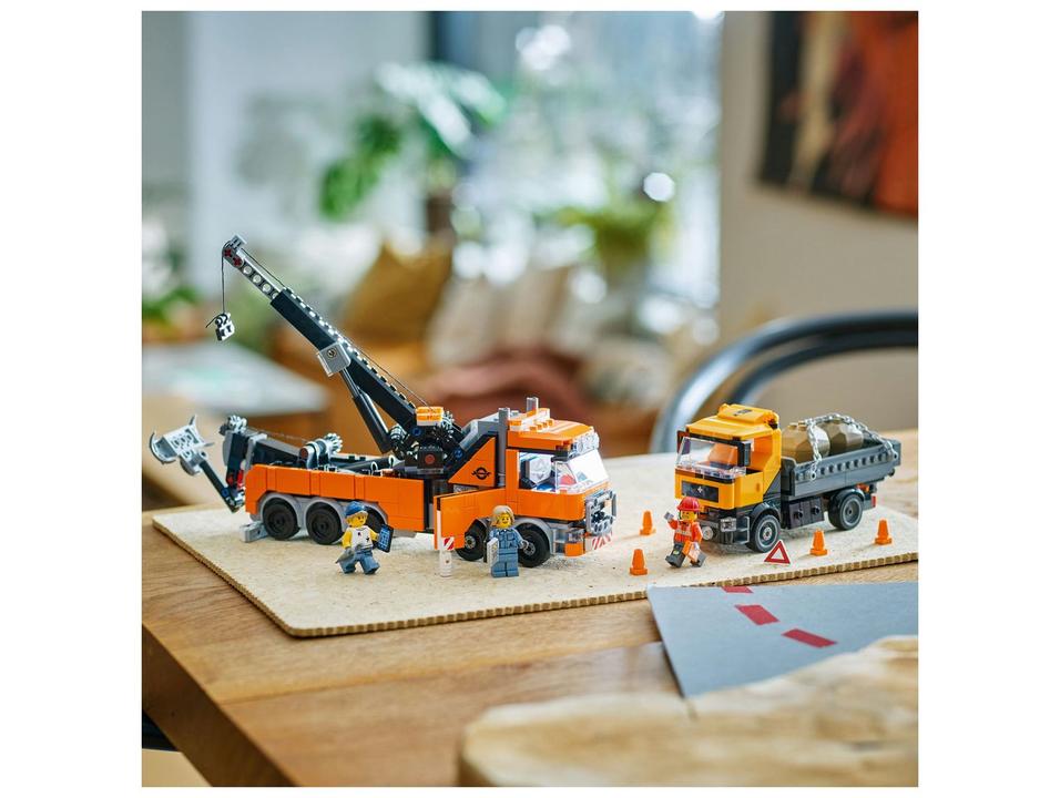 LEGO Caminhão de Reboque Pesado com Guindaste - 2