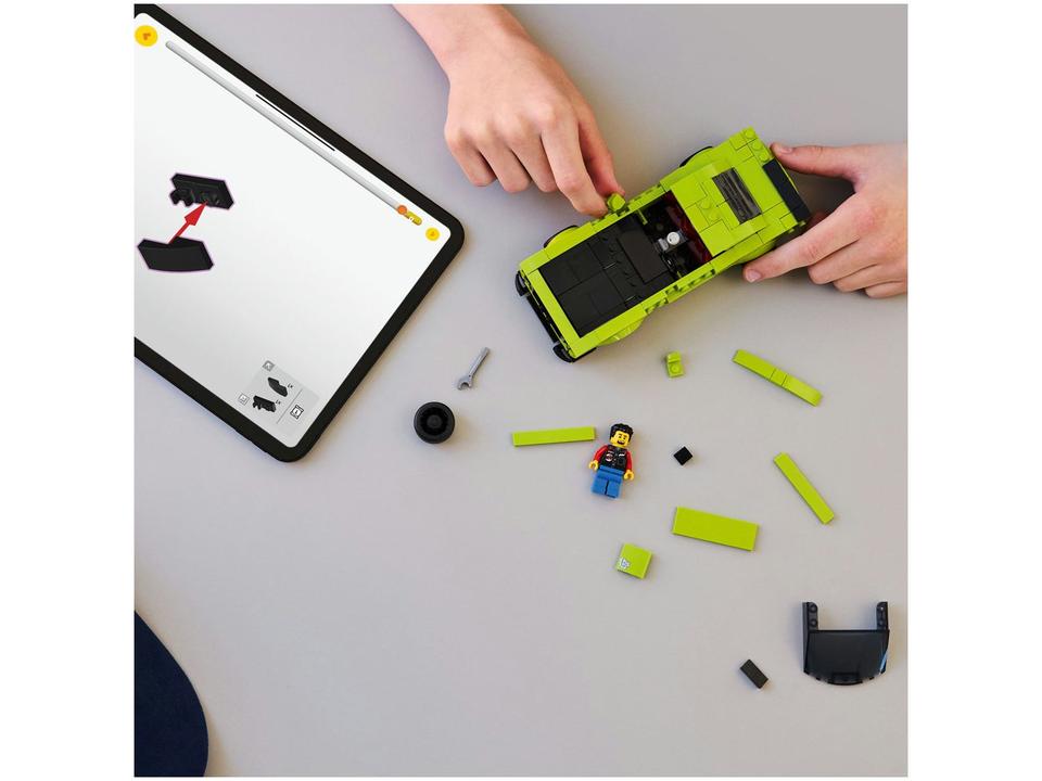 LEGO Carro Esportivo Dodge Challenger SRT Hellcat - 2