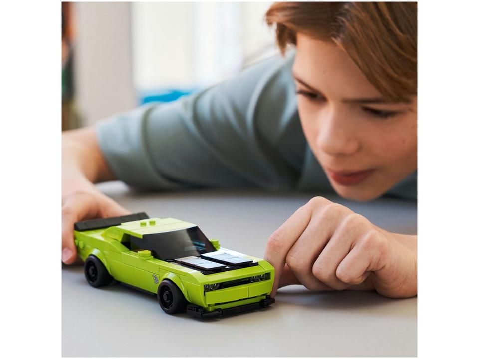 LEGO Carro Esportivo Dodge Challenger SRT Hellcat - 1