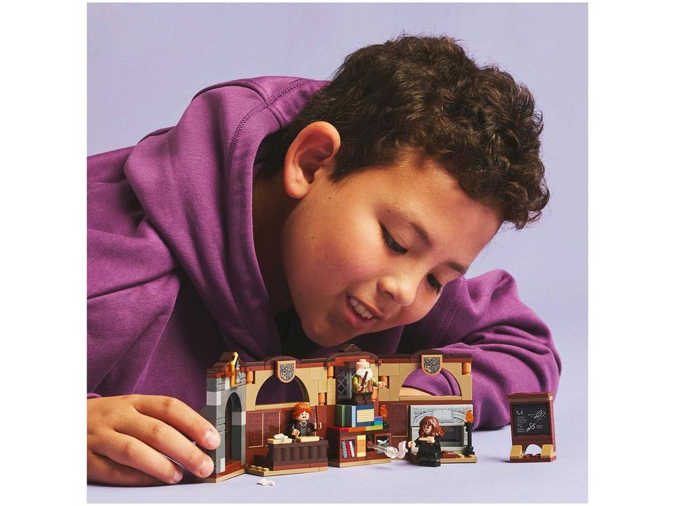 LEGO Castelo de Hogwarts: Aula de Feitiços 76442 - 2