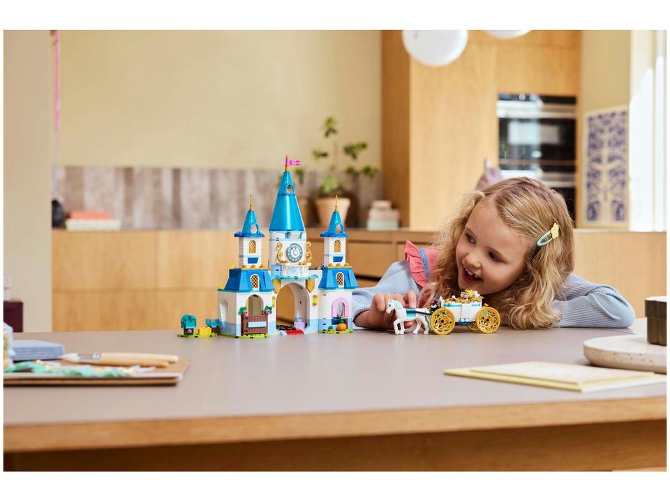 LEGO Castelo e Carruagem a cavalo da Cinderela - 2