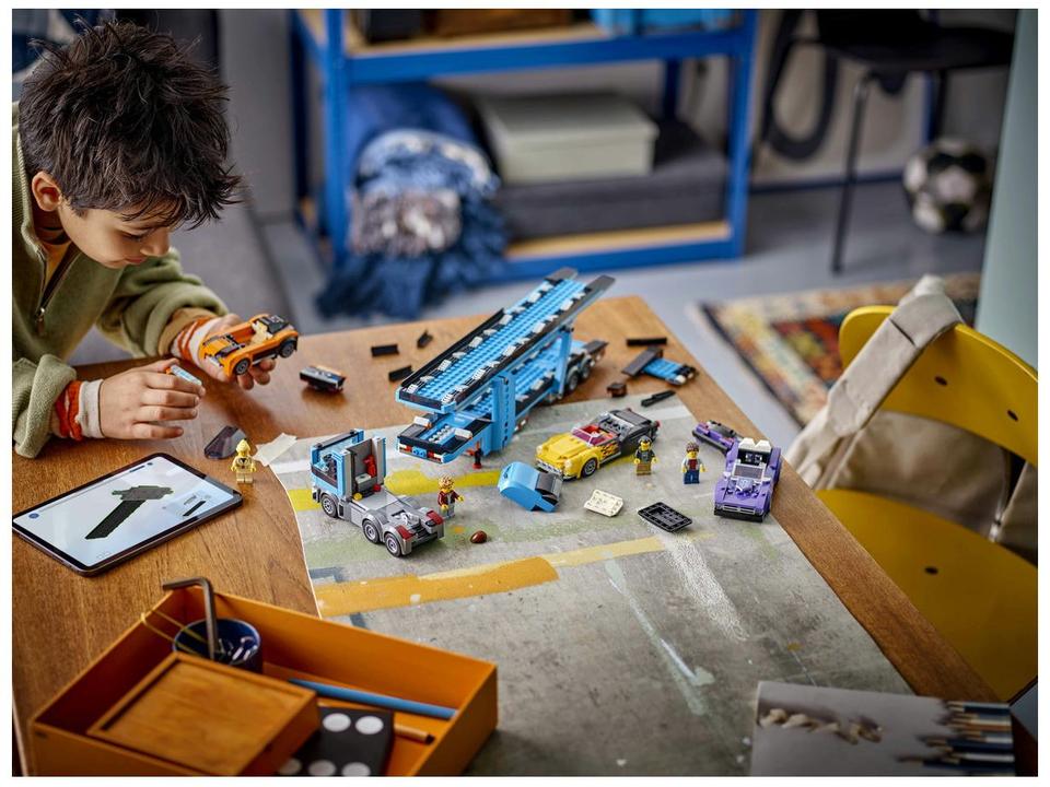 LEGO City Caminhão-cegonha com Carros Esportivos - 1