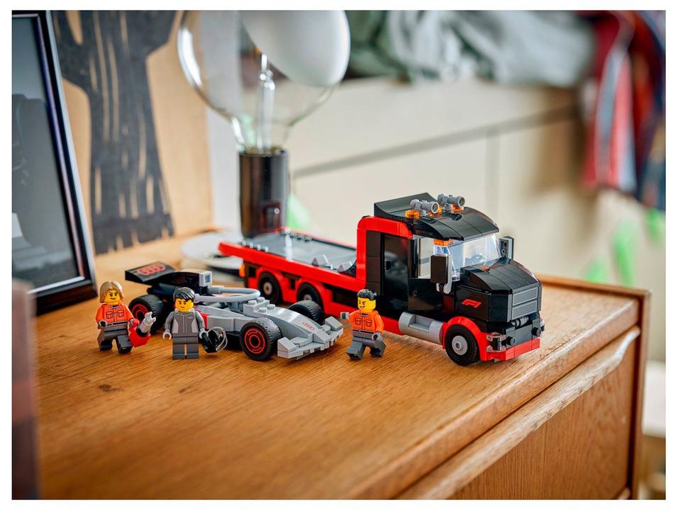 LEGO City Caminhão com Carro Audi F1 60493 - 1