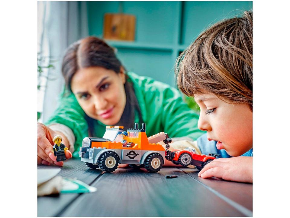 LEGO City Caminhão de Reboque e Conserto de Carro - 1