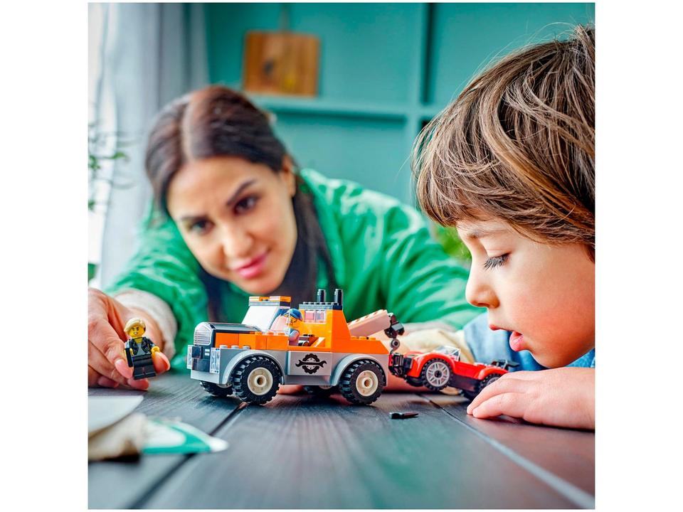 LEGO City Caminhão de Reboque e Conserto de Carro - 1