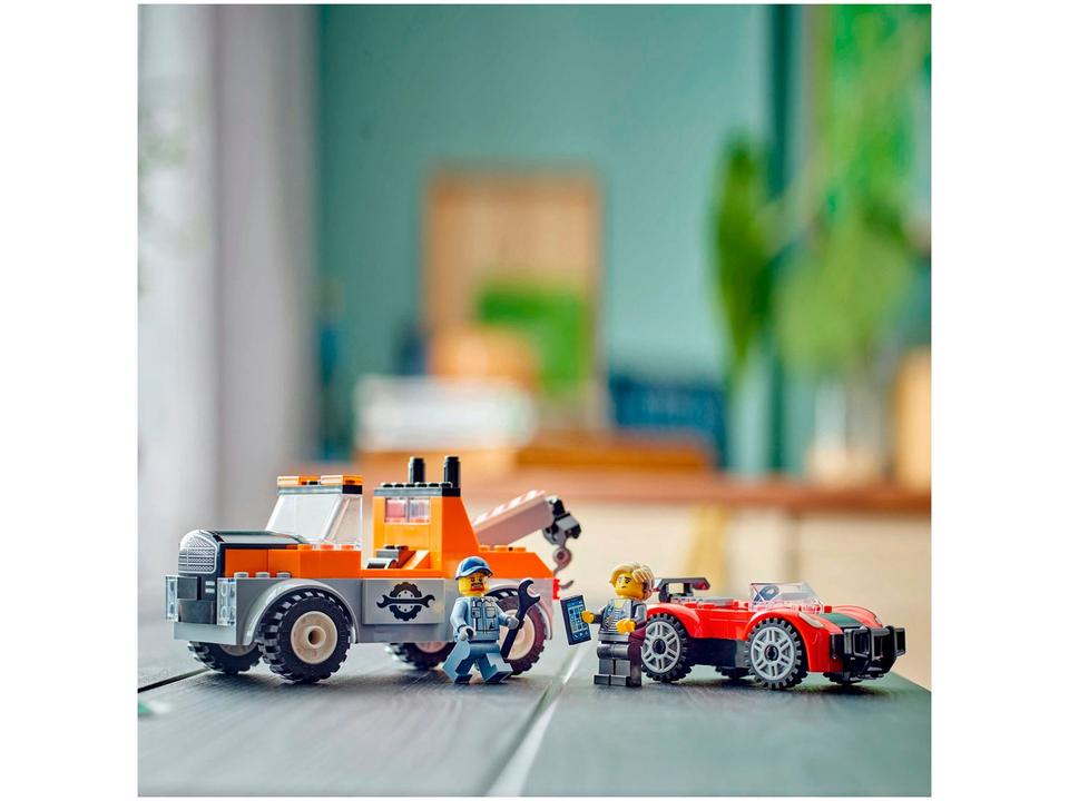 LEGO City Caminhão de Reboque e Conserto de Carro - 2