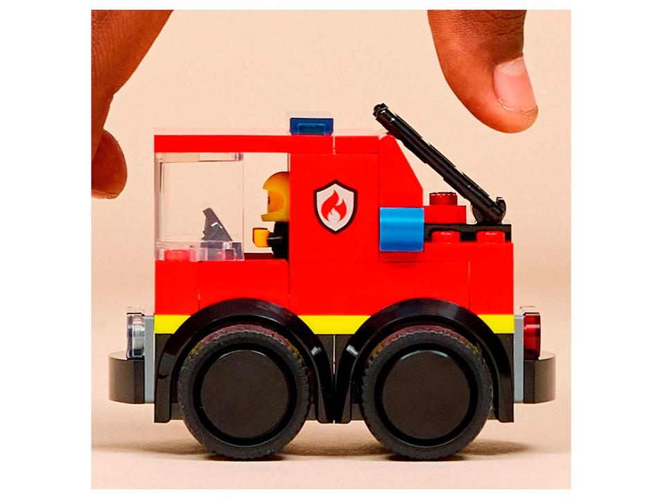 LEGO City Caminhão dos Bombeiros 60482 - 3