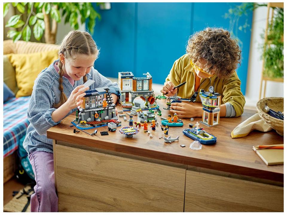 LEGO City Ilha da Prisão da Polícia 60419 - 3