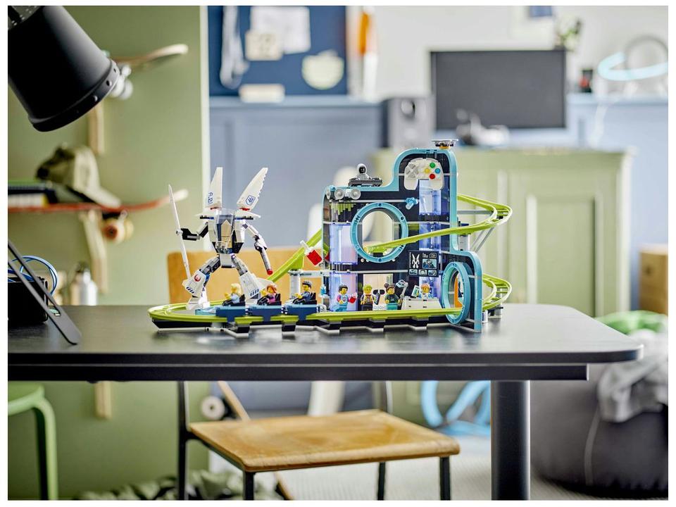 LEGO City Montanha-russa do Mundo dos Robôs - 3