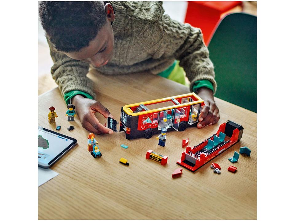 LEGO City Ônibus Panorâmico Vermelho - 1