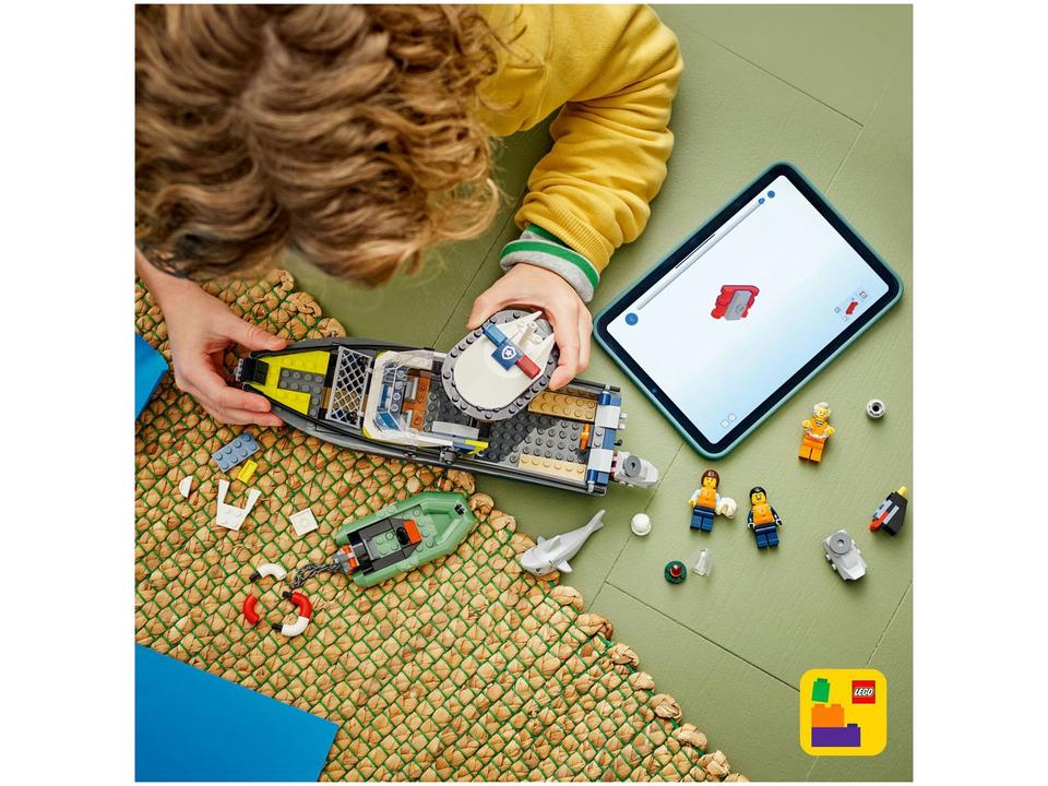 LEGO City Perseguição com Barco da Polícia - 2