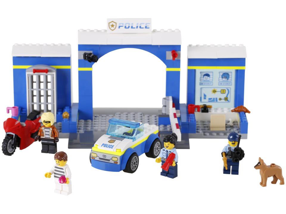 LEGO City  Perseguição na Delegacia de Polícia - 172 Peças 60370 - 1