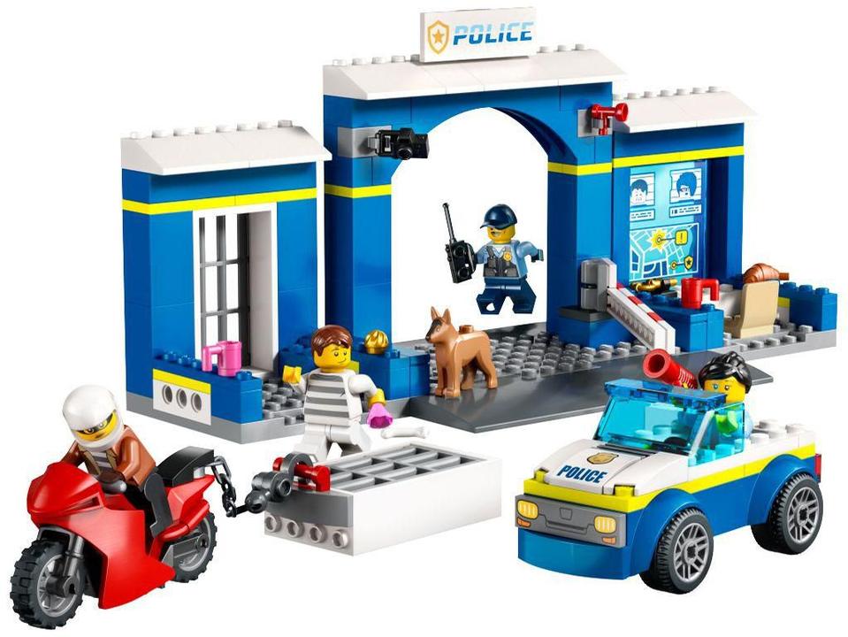 LEGO City  Perseguição na Delegacia de Polícia - 172 Peças 60370 - 2