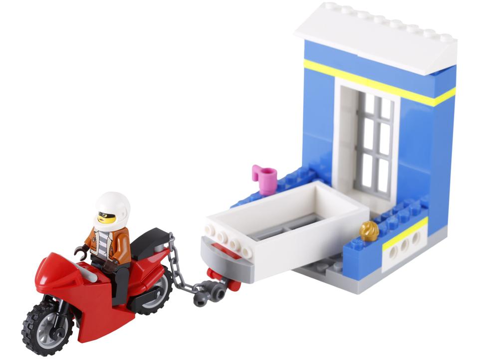 LEGO City  Perseguição na Delegacia de Polícia - 172 Peças 60370 - 3