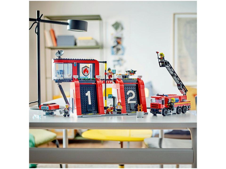 LEGO City Quartel e Caminhão dos Bombeiros 60414 - 5