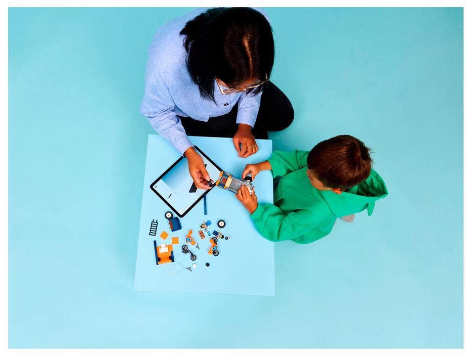 LEGO City Transportador de Motocicletas 60491 - 1