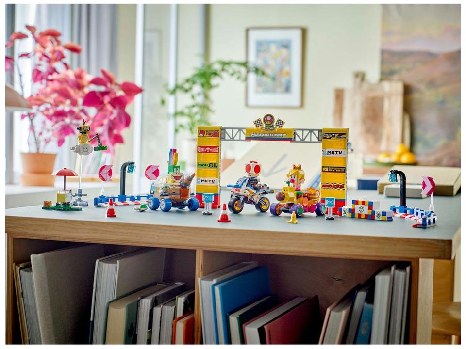 LEGO Conjunto Bebê Peach e Grande Prémio - 3