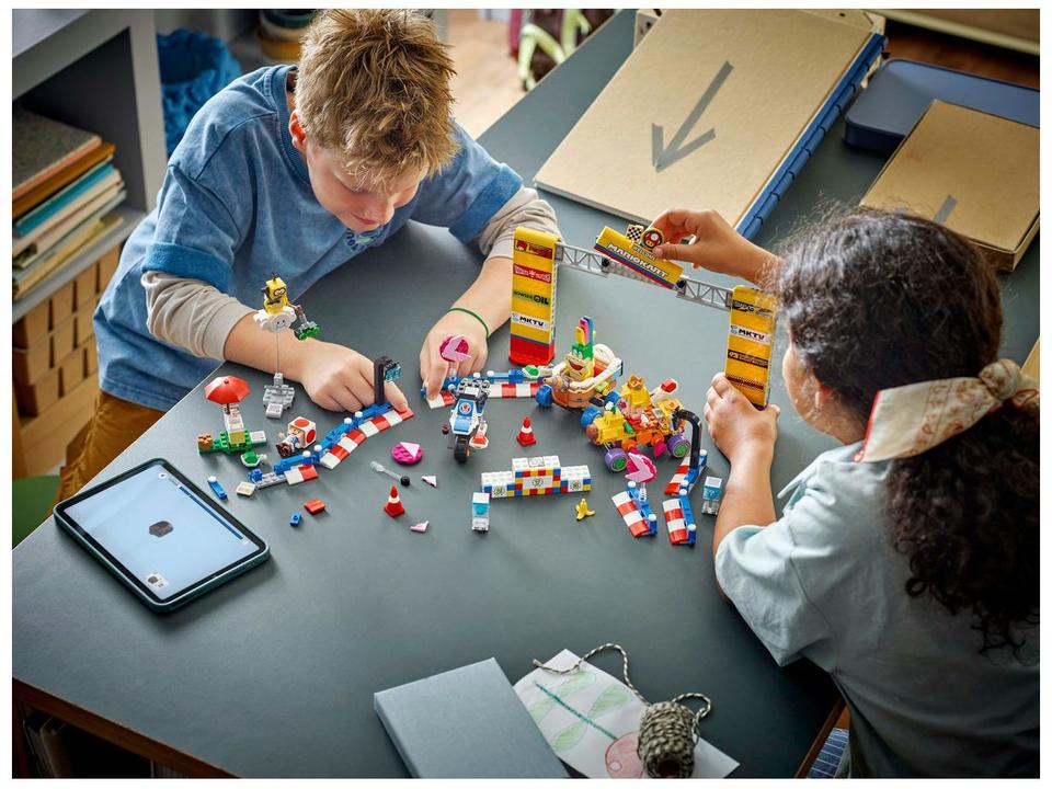 LEGO Conjunto Bebê Peach e Grande Prémio - 1