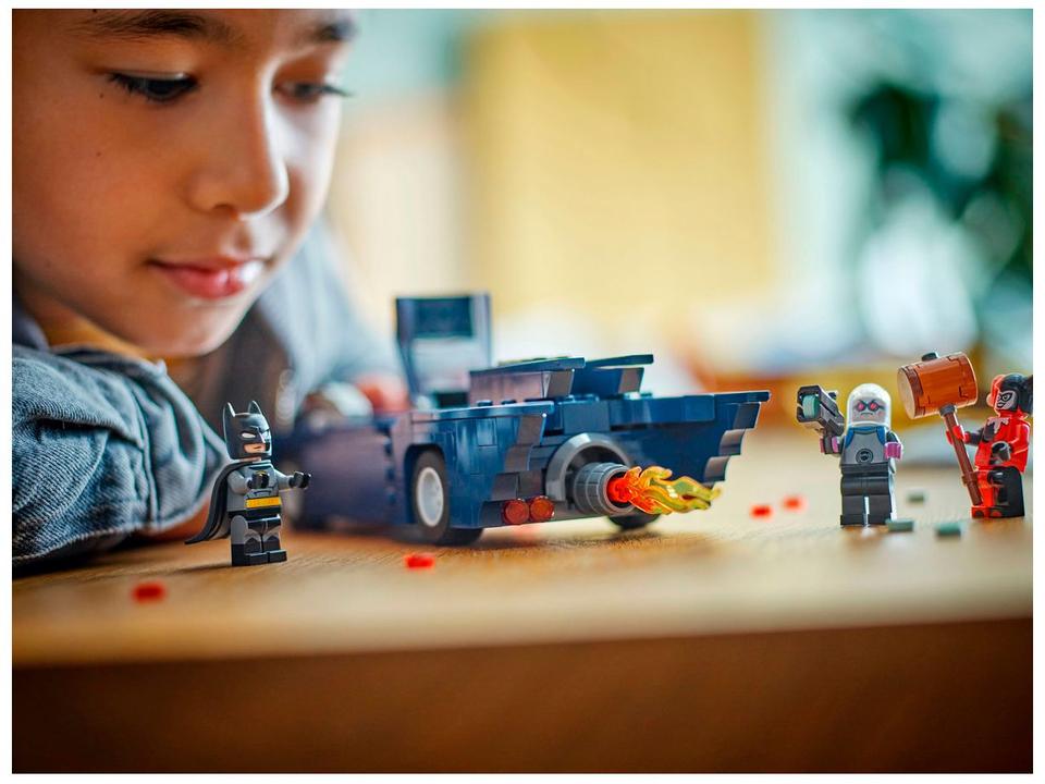 LEGO DC Batman com o Batmóvel vs Arlequina e - 1