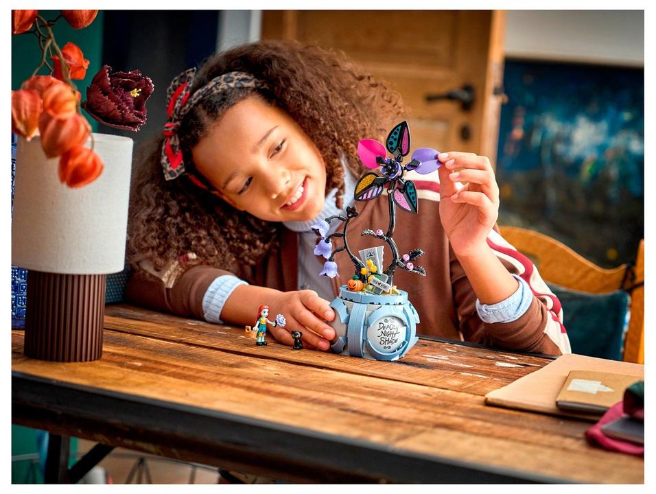 LEGO Disney O Vaso de Flores da Sally 10463 - 1