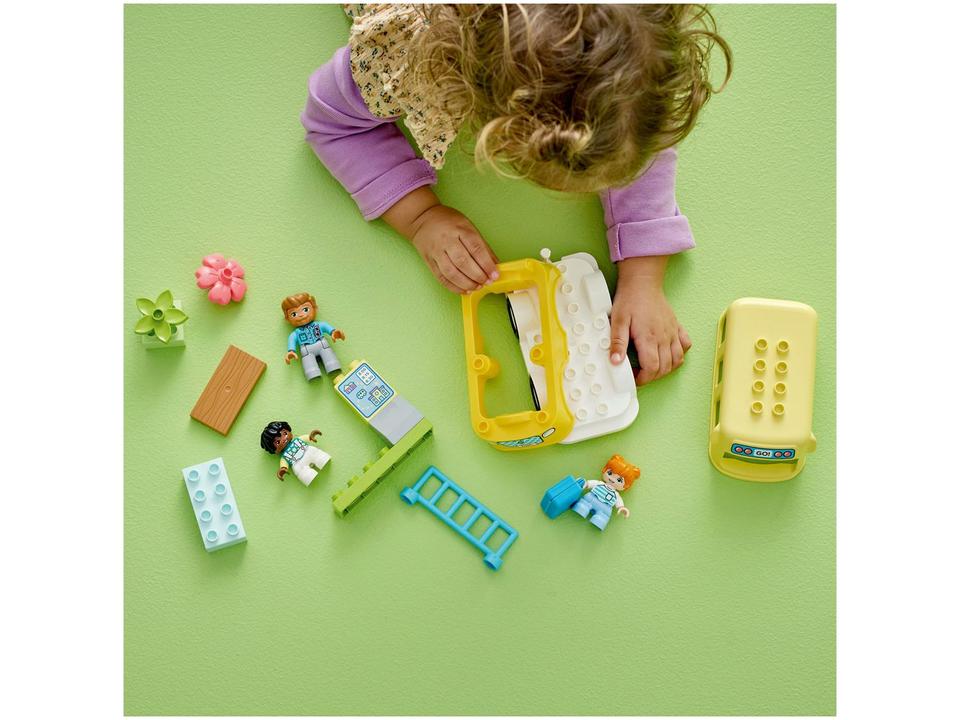 LEGO Duplo Town  A Viagem de Ônibus - 3