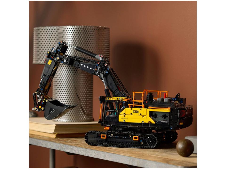 LEGO Escavadeira Volvo EC500 Hybrid 42215 - 3
