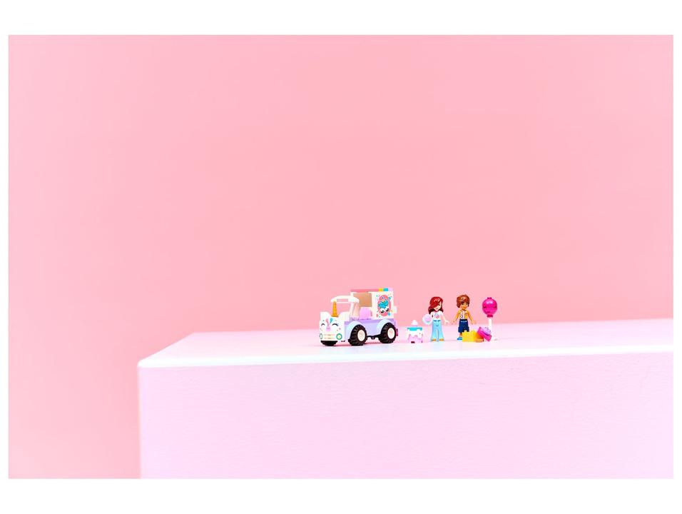 LEGO Friends Carro-unicórnio de Entrega 42675 - 1