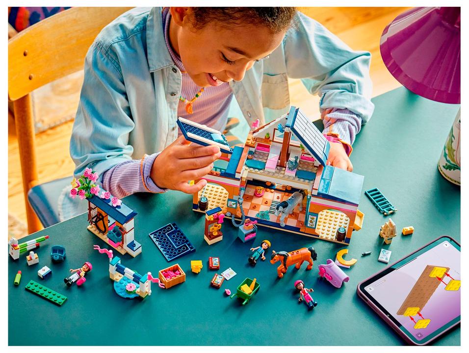 LEGO Friends Estábulo e Escola de Equitação - 3