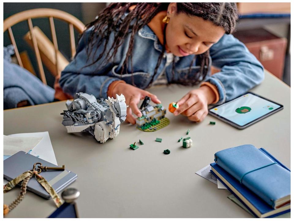 LEGO Harry Potter Bicuço 76427 723 Peças - 1