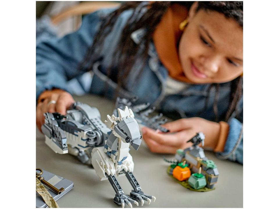 LEGO Harry Potter Bicuço 76427 723 Peças - 3