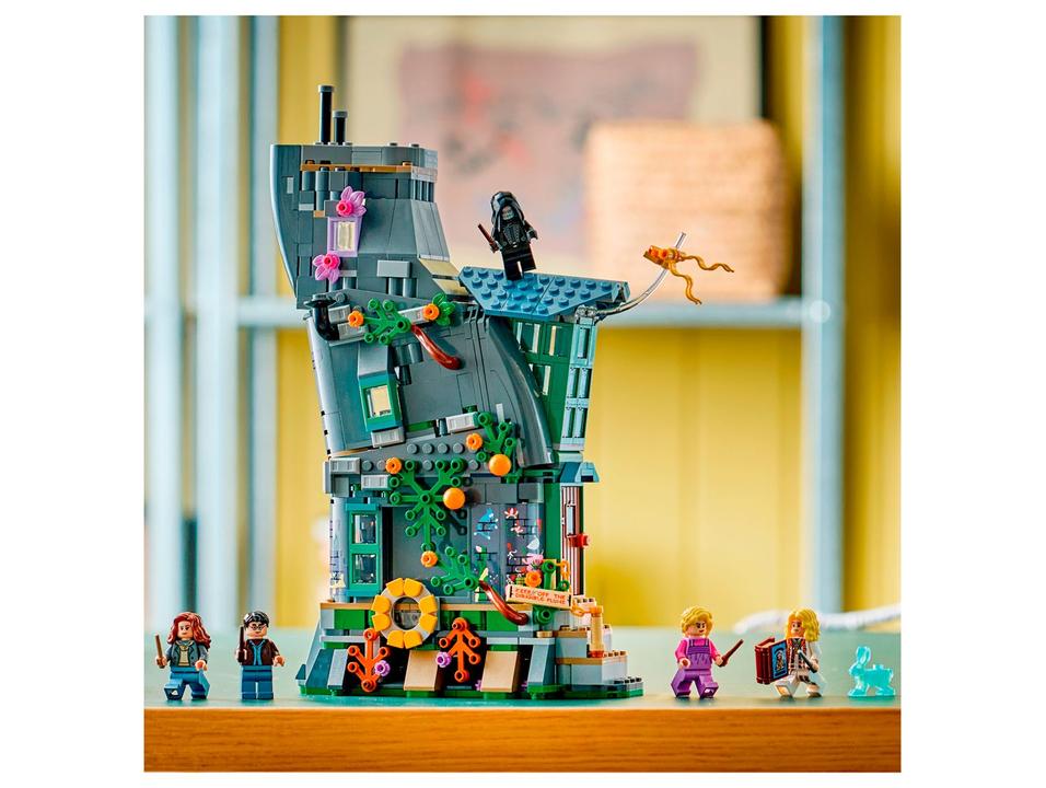 LEGO Harry Potter Casa de Luna Lovegood 76467 - 1