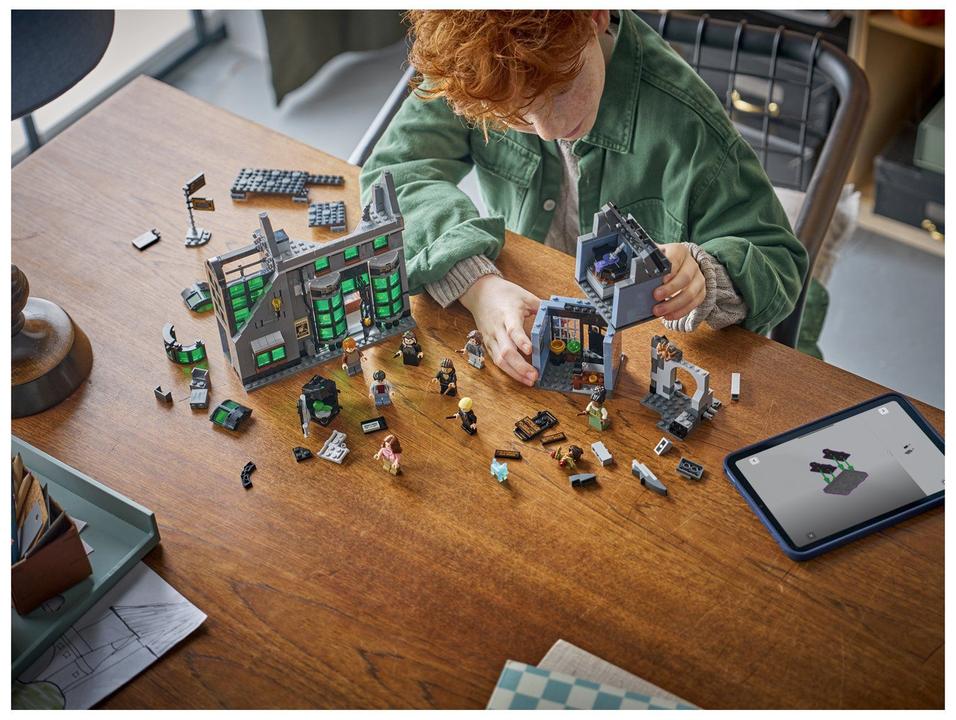 LEGO Harry Potter Lojas do Mundo Mágico no Beco - 2