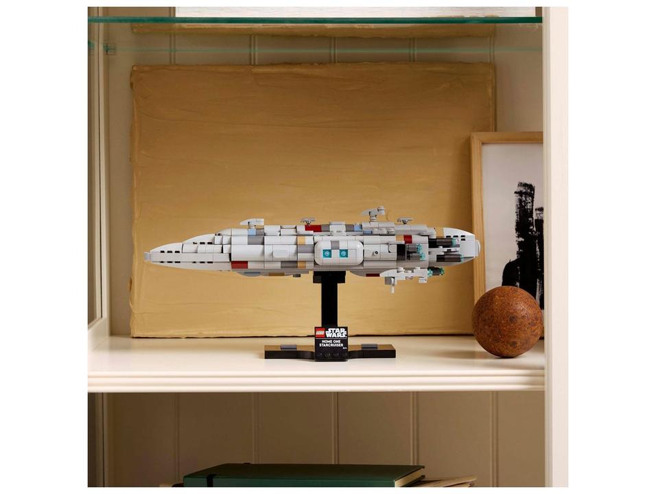 LEGO Home One Starcruiser 75405 559 Peças - 4