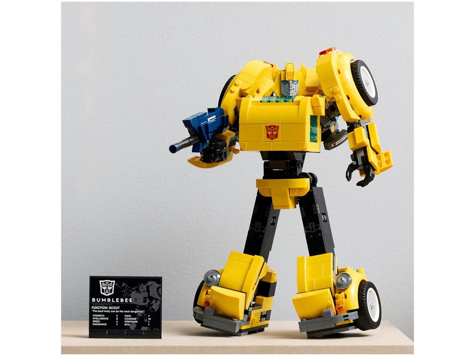 LEGO Icons Bumblebee de Transformers 10338 - 6