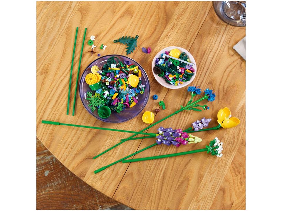 LEGO Icons Buquê de Flores Silvestres 939 Peças - 6