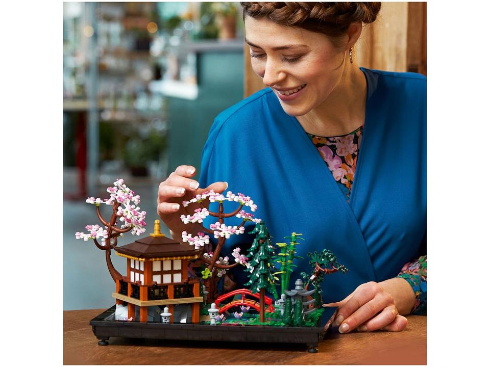 LEGO Icons Jardim Tranquilo - 4