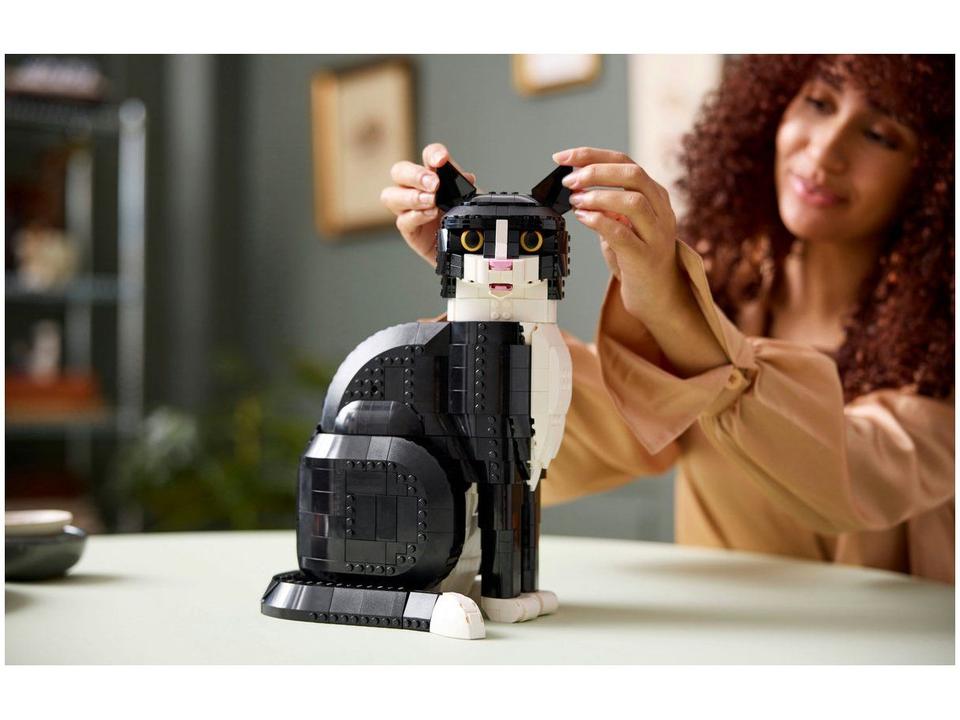 LEGO Ideas Gato de Smoking 21349 - 2