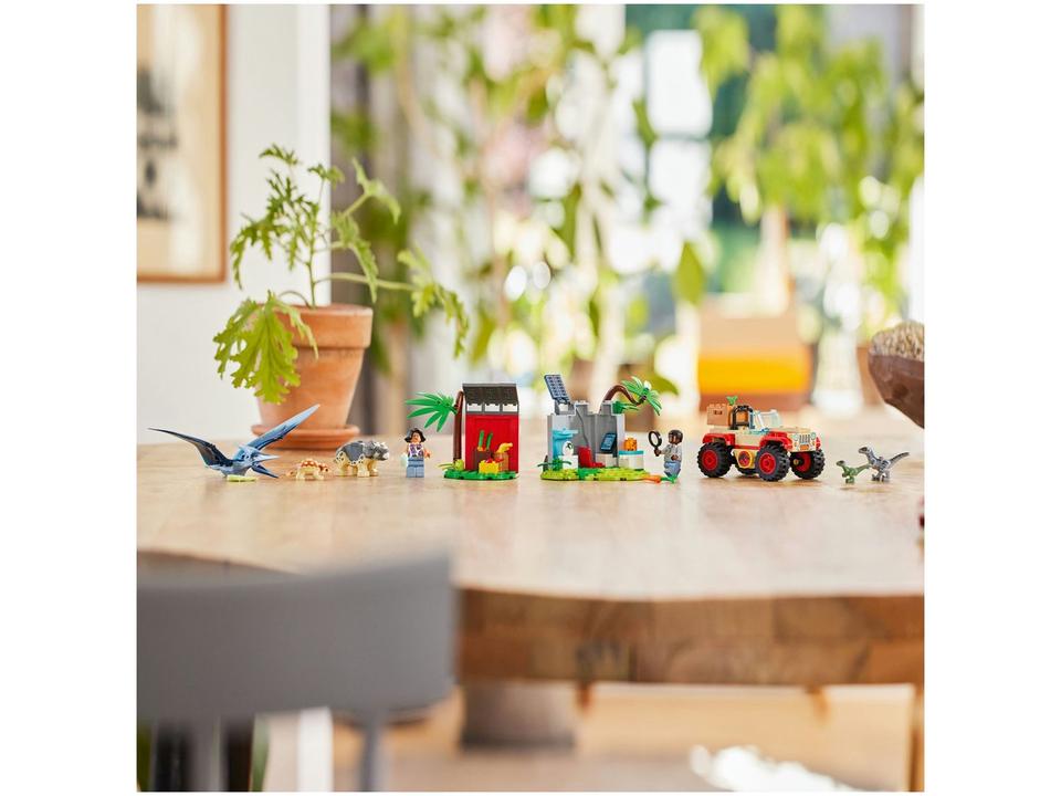 LEGO Jurassic World Centro de Resgate dos Filhotes - 5