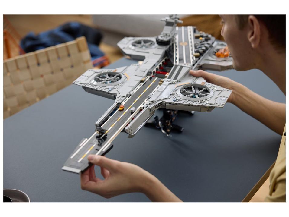 LEGO Marvel Aeroporta-aviões da - 2