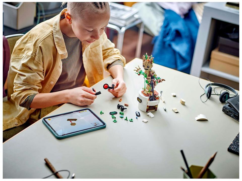 LEGO Marvel Groot Dançante 76297 - 1