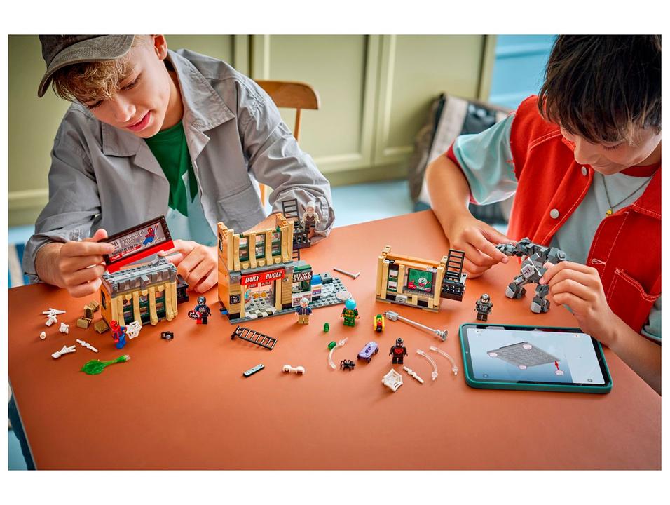 LEGO Marvel Spider vs. Dr. Mysterio 76342 - 3