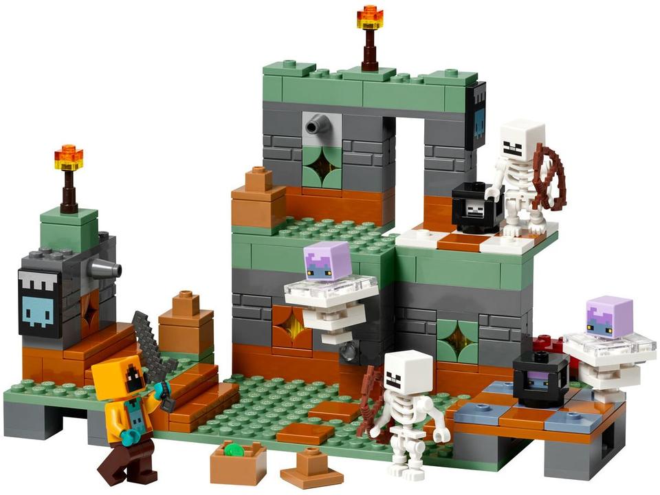 LEGO Minecraft A Câmara do Desafio 21271 322 Peças - 7