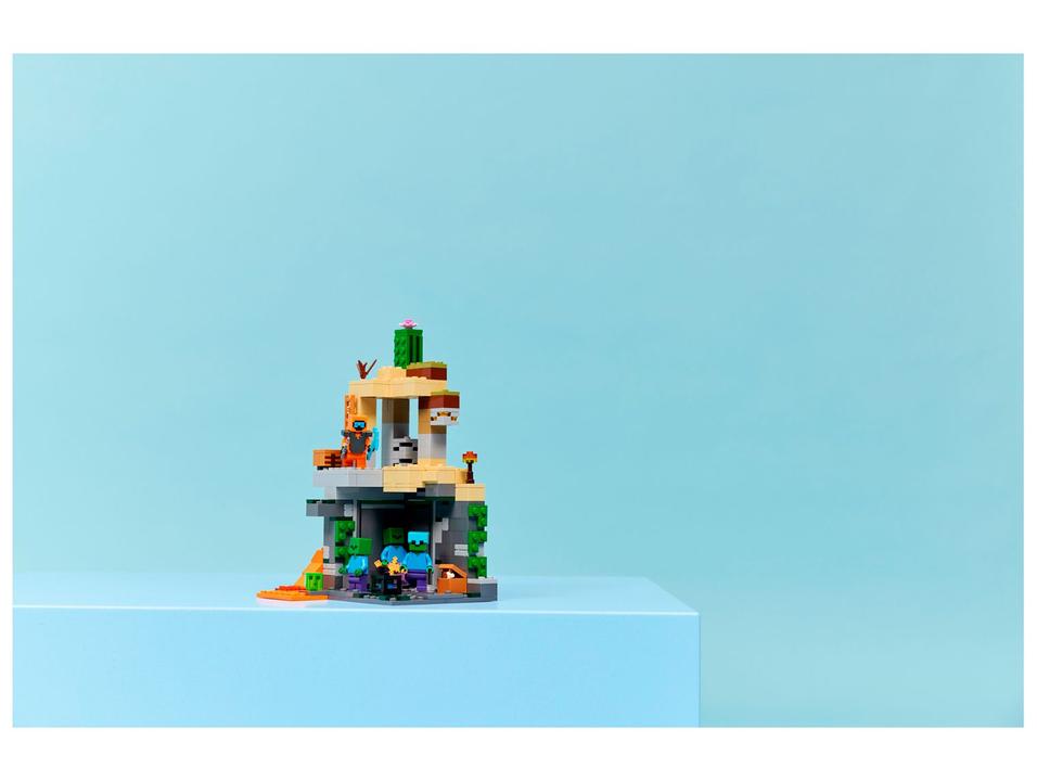 LEGO Minecraft Masmorra dos Zumbis 21587 - 1