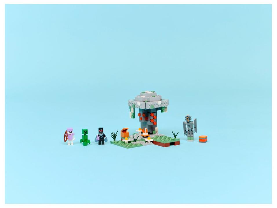 LEGO Minecraft O Jardim Pálido 21586 243 Peças - 1