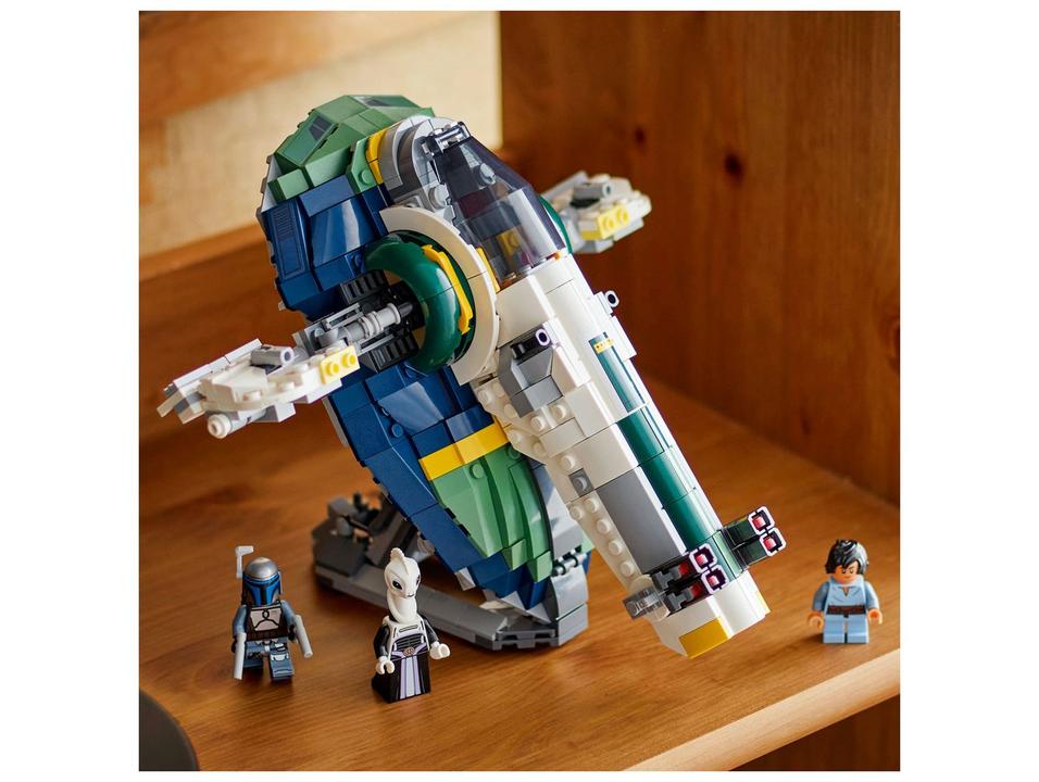 LEGO Nave Estelar de Jango Fett 75433 707 Peças - 2