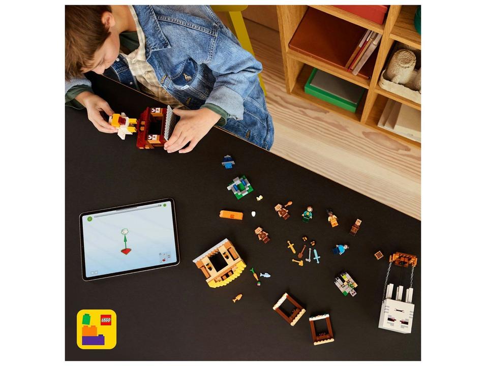 LEGO O Ataque do Balão Ghast à Vila 21273 - 1