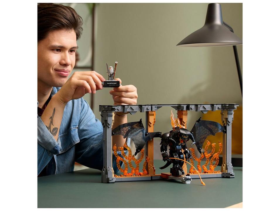 LEGO O Senhor dos Anéis: Aparador de Livros do - 1